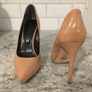 Rachel Roy nude patent leather heels